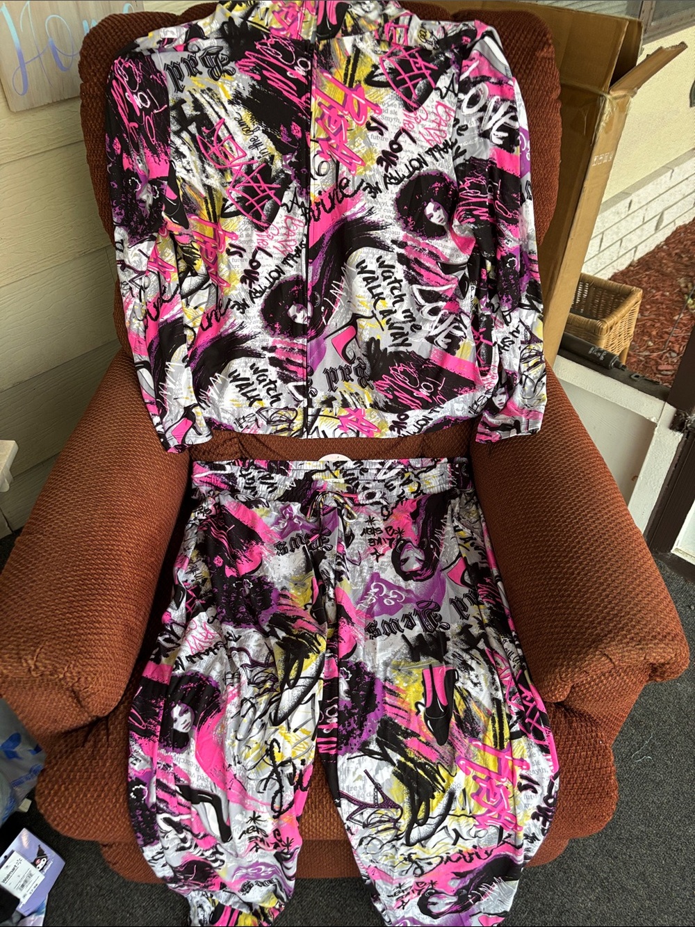 Women’s Two-Piece Graphic Track Set - Pink Multicolor 2X NWT